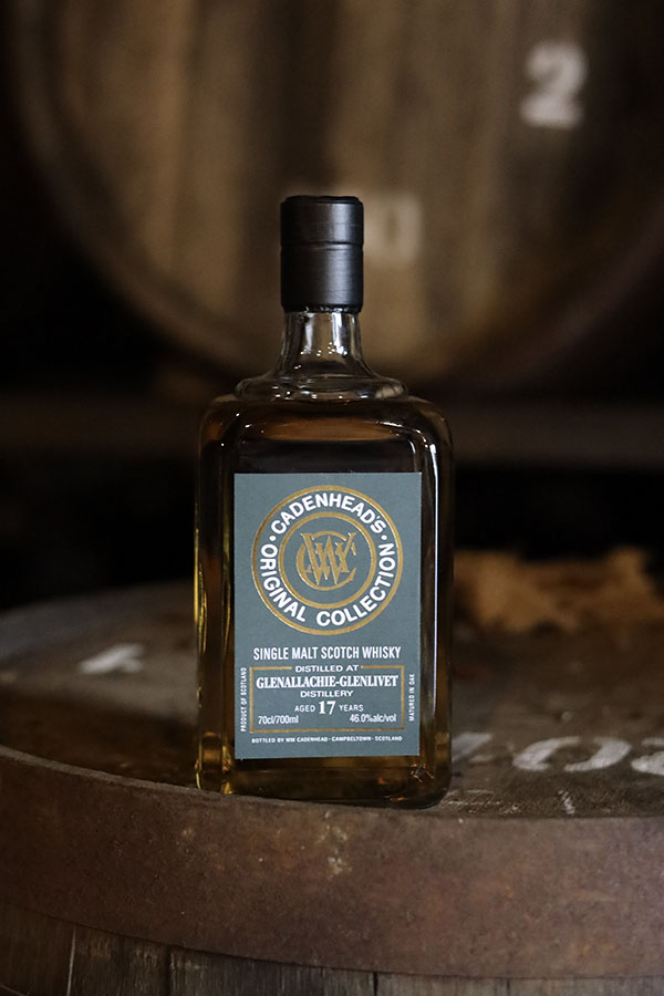 Cadenhead Glenallachie 17 YO 2008 - mood shot 1