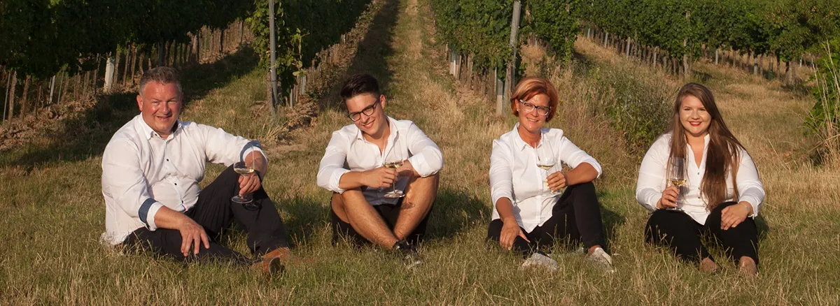 Weingut Urbanihof - Familieportret